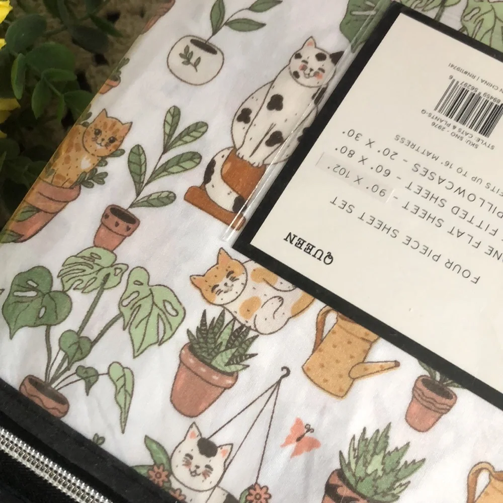 Cozy Companions Cat and Plants Print Sheet Set - QUEEN